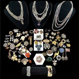 Vintage to Now Estate Rhinestone Jewelry Lot 76+ Pieces Sterling Silver Graziano